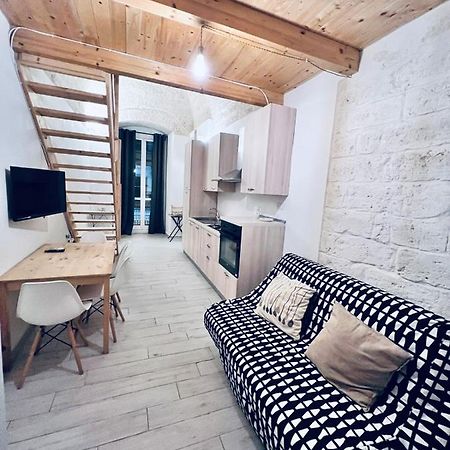 Urban Flat Dante - Timesrl Apartments Μπάρι Εξωτερικό φωτογραφία